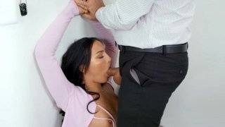 Mila Monet gets her face fucked by Keiran Lee in the office - redwap.me on ipornview.com