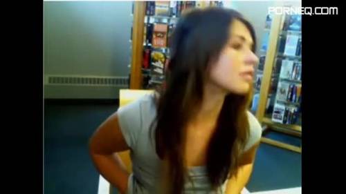 Girlfriend Amateur Teen Videos Vol 27 20 Videos My GF flashing her tits and pussy in the library - new.porneq.com on ipornview.com