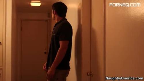 Young stud spies on Brandi Love and gets caught for sex Video - new.porneq.com on ipornview.com
